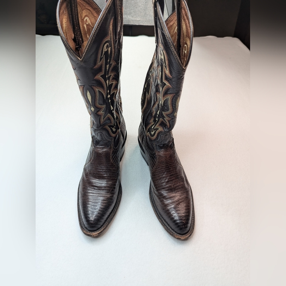 Tony Lama CZ813 Men's Exotic Collection Western Boot with Chocolate Teju Lizard - Picture 14 of 16